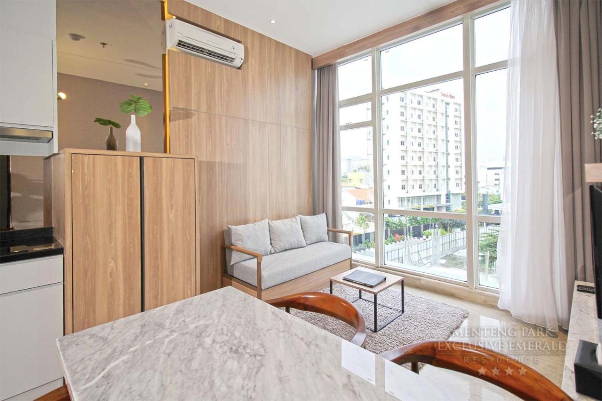 Menteng Park Exclusive Emerald - Housity