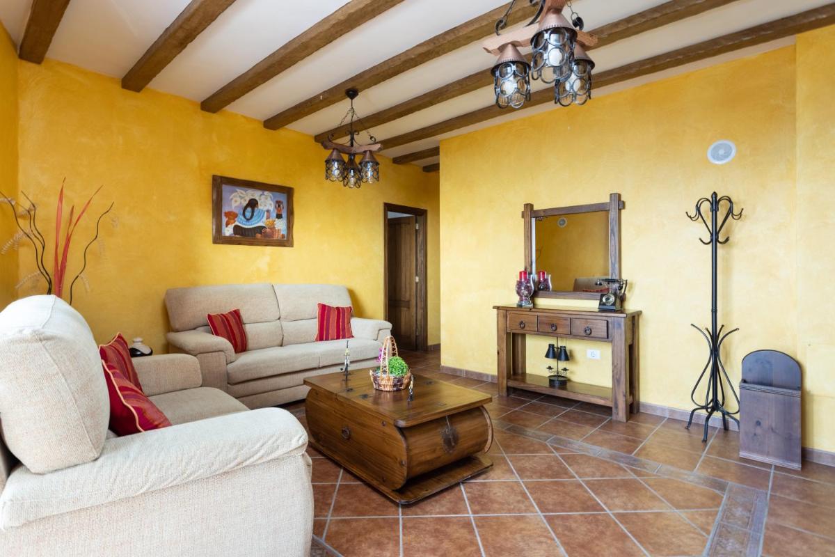 Home2Book Charming Apartment Los Realejos - Housity
