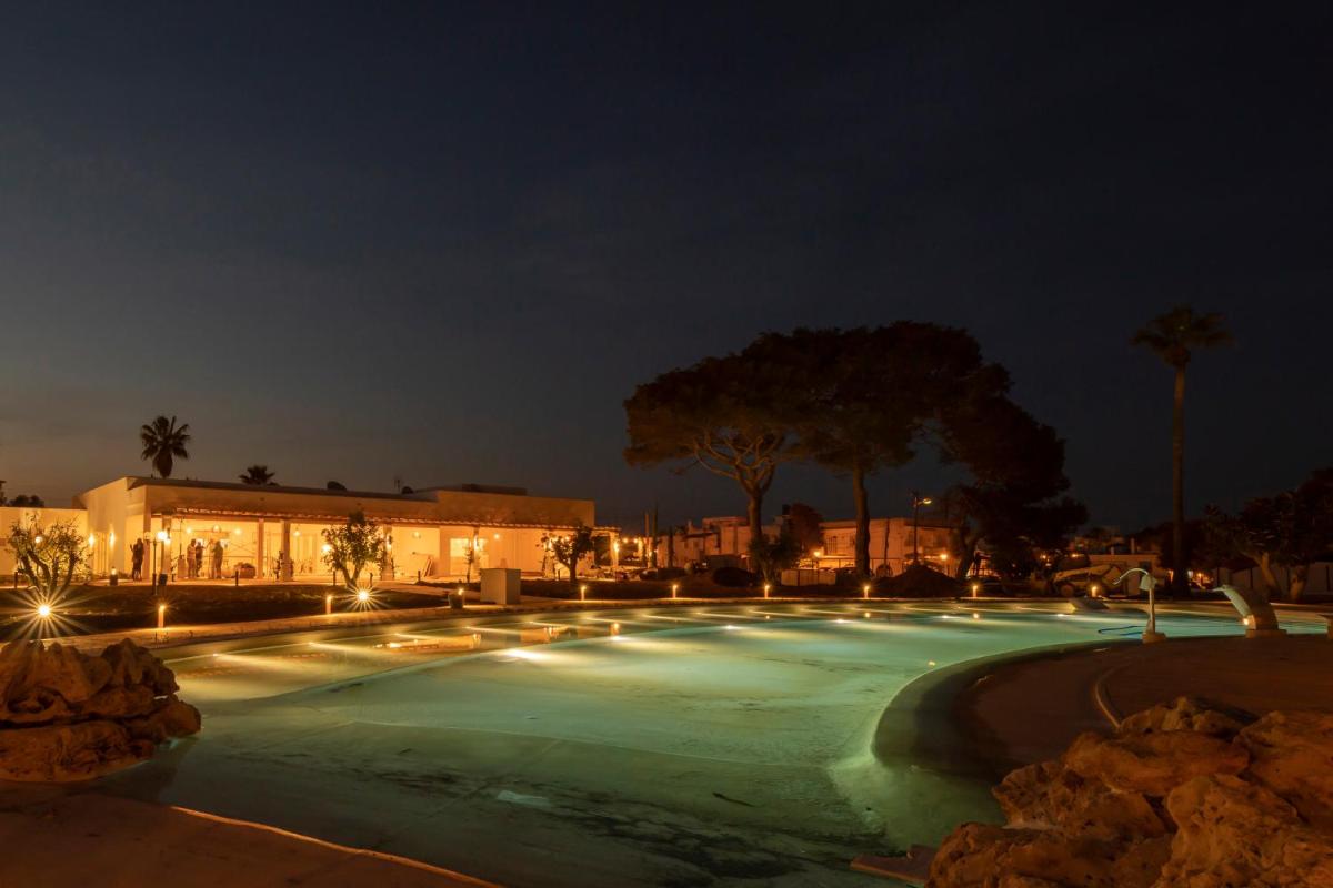 Eques Petit Resort - Housity