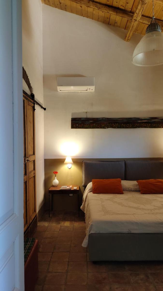 Lavica - Country Guest House - Housity
