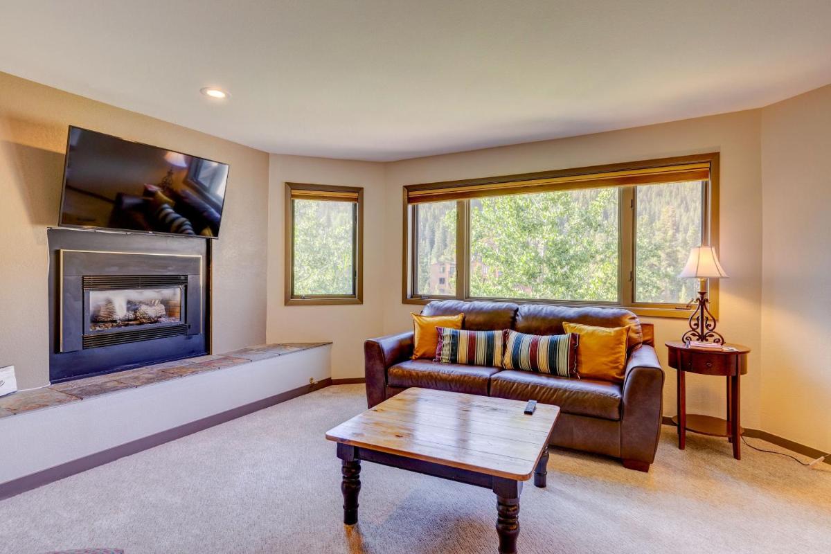 Frostfire E41 Condo - Housity