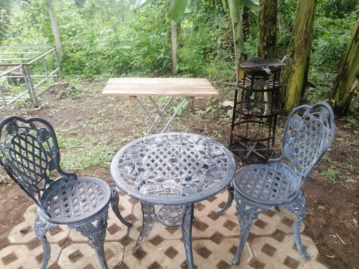 Hilltop Canopy Staycation - Housity