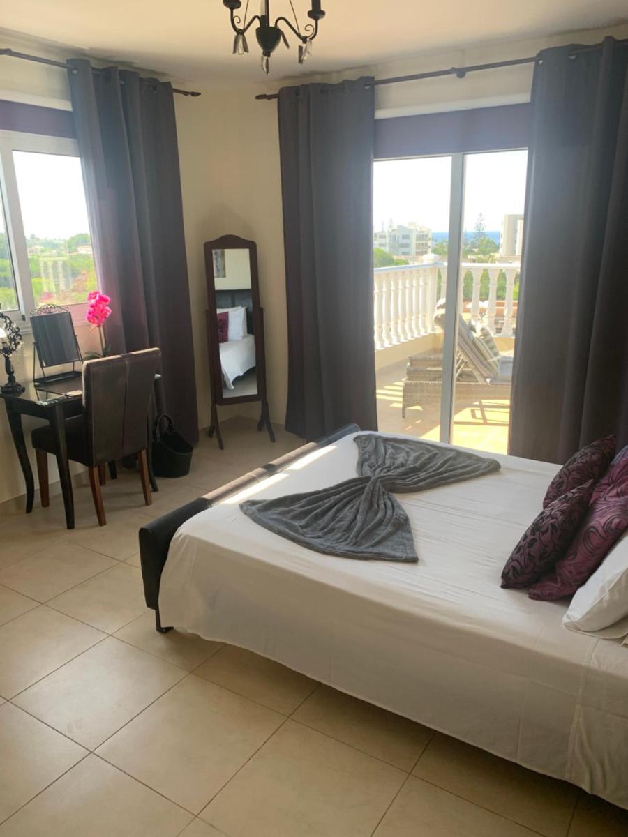Suitetrails - Nissi Golden Sands A1 D24 Corner Top Penthouse apartment