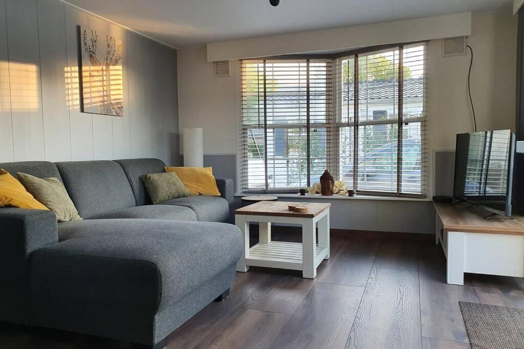Vazonics Valkenbosch 76 - Housity