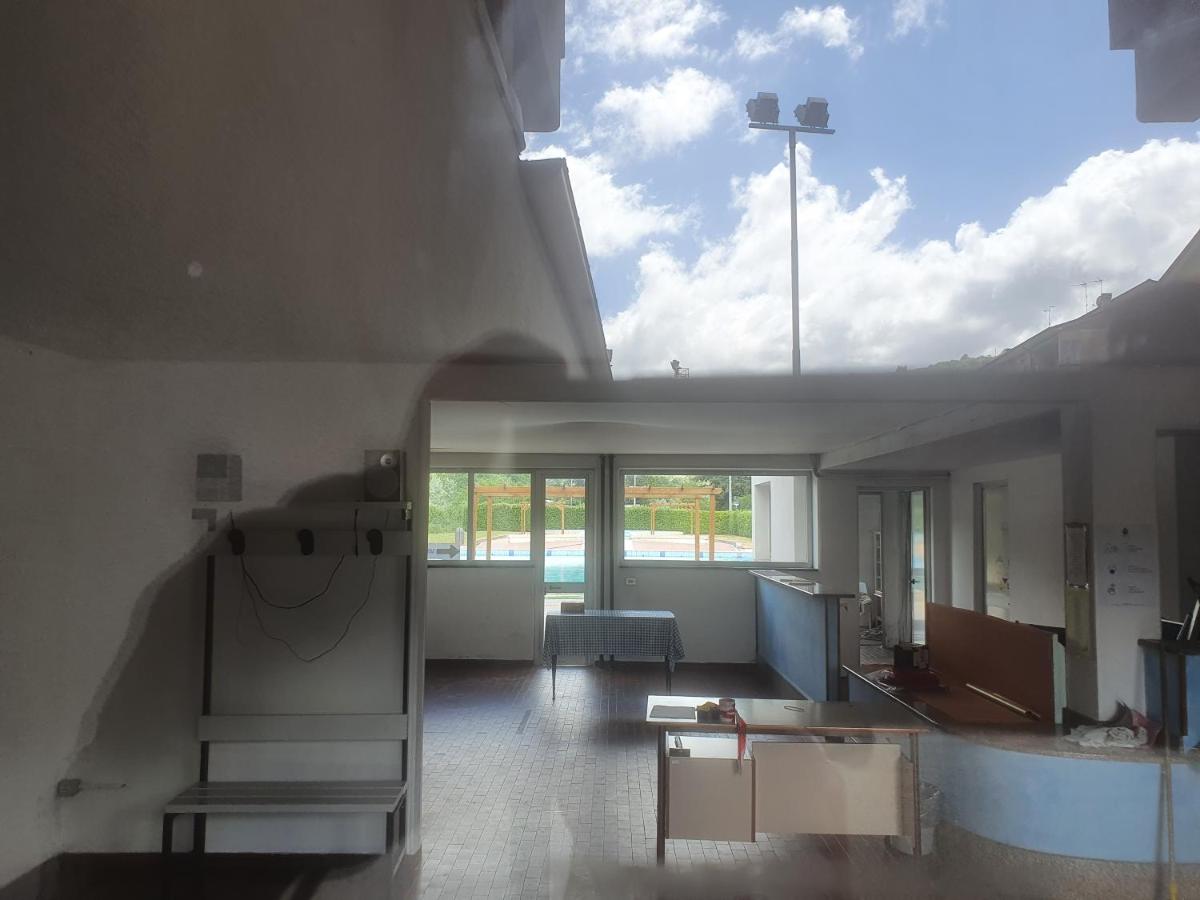 Central Executive Flat in Varese Ligure - Housity