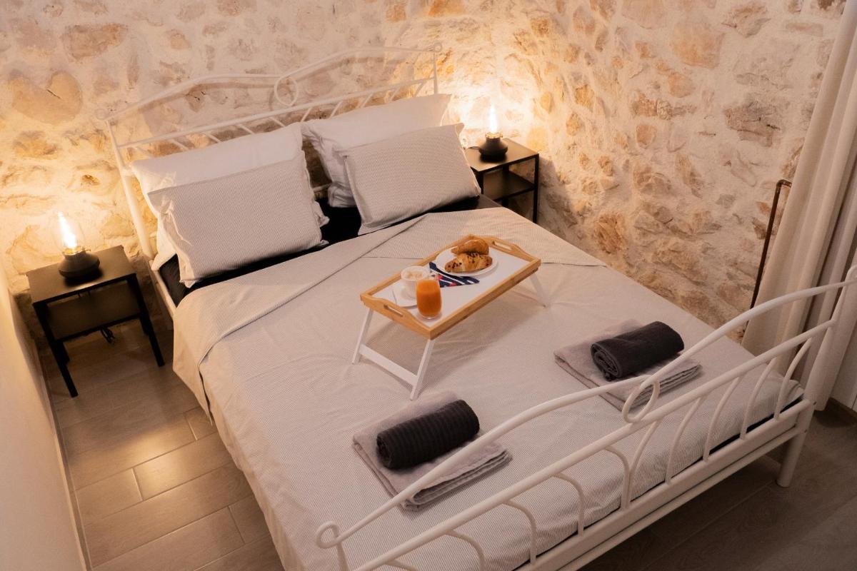 Kadija Castle - Housity