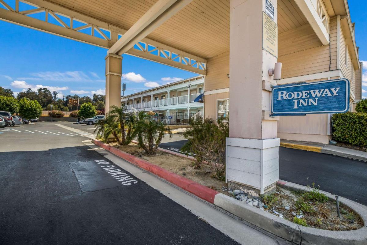 Rodeway Inn Old Town Temecula - Housity