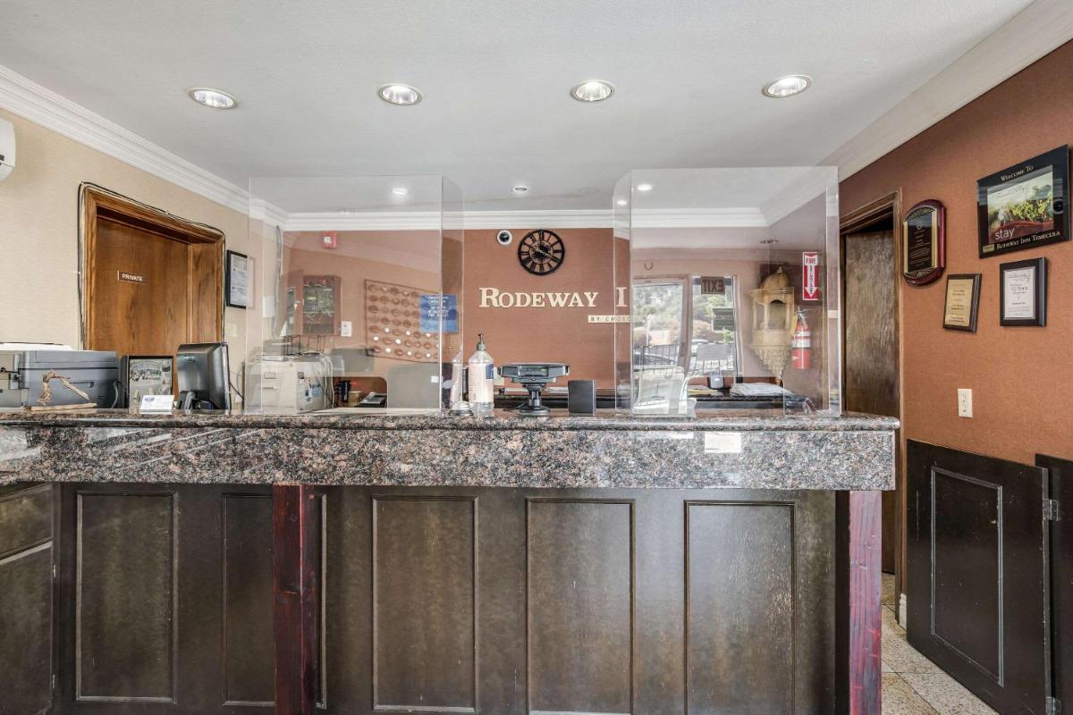 Rodeway Inn Old Town Temecula - Housity