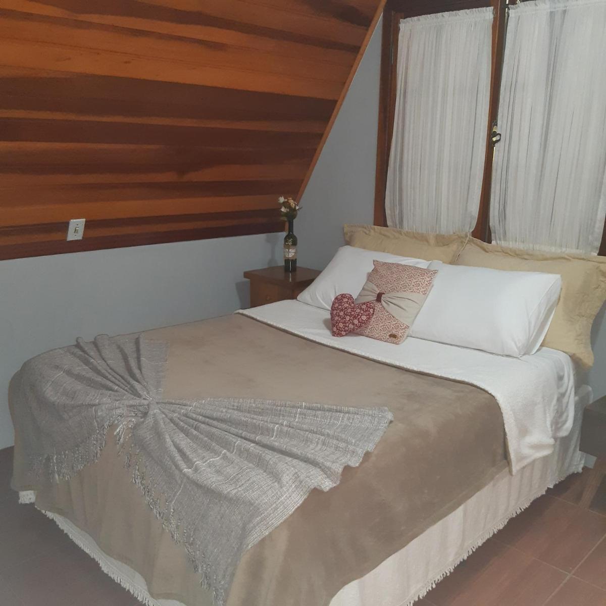 SILVÉRIOS Suítes DA MONTANHA - Housity