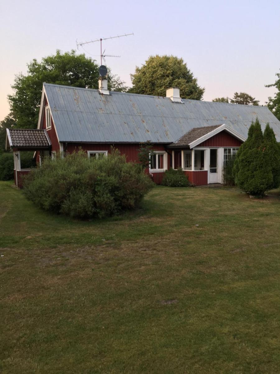 Torp, 5 min till Ullared - Housity