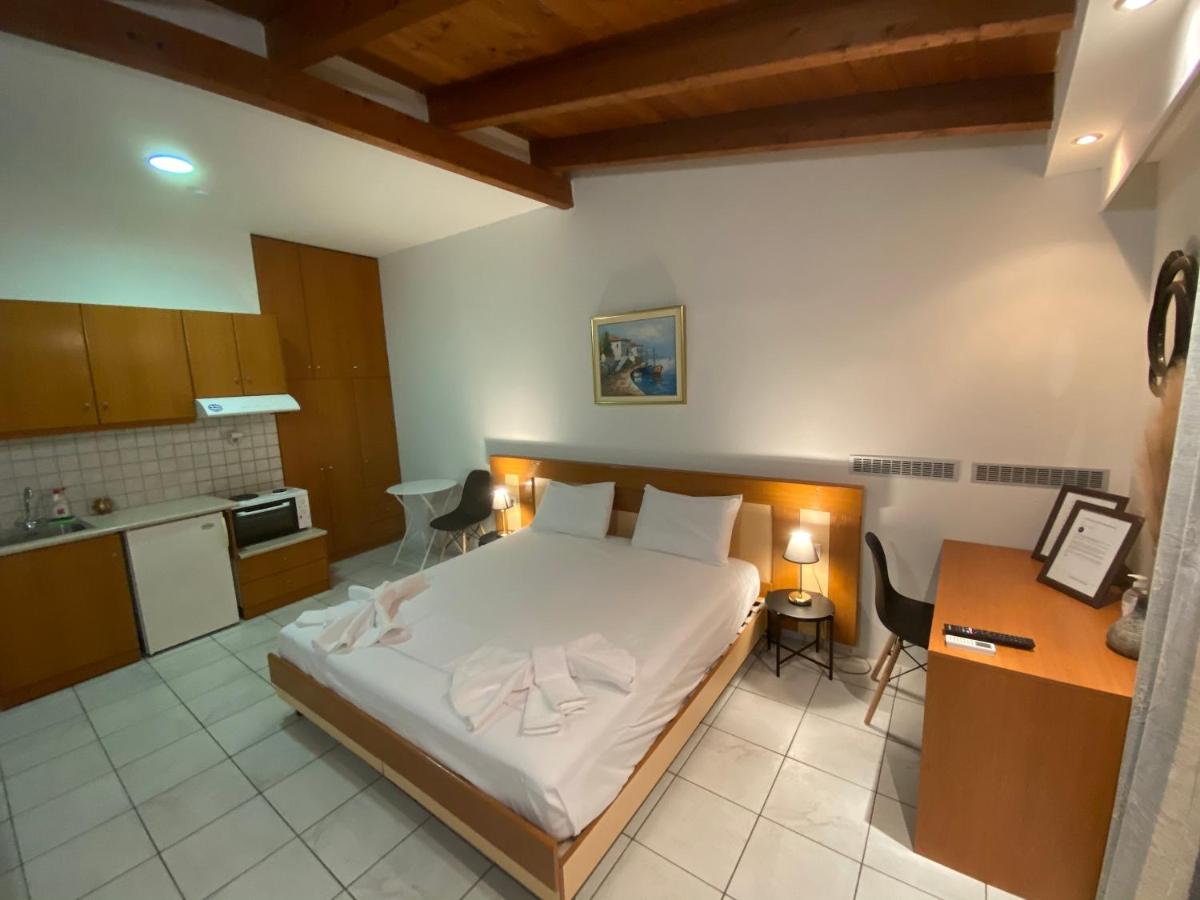 Le Chris Central Apartments - Housity
