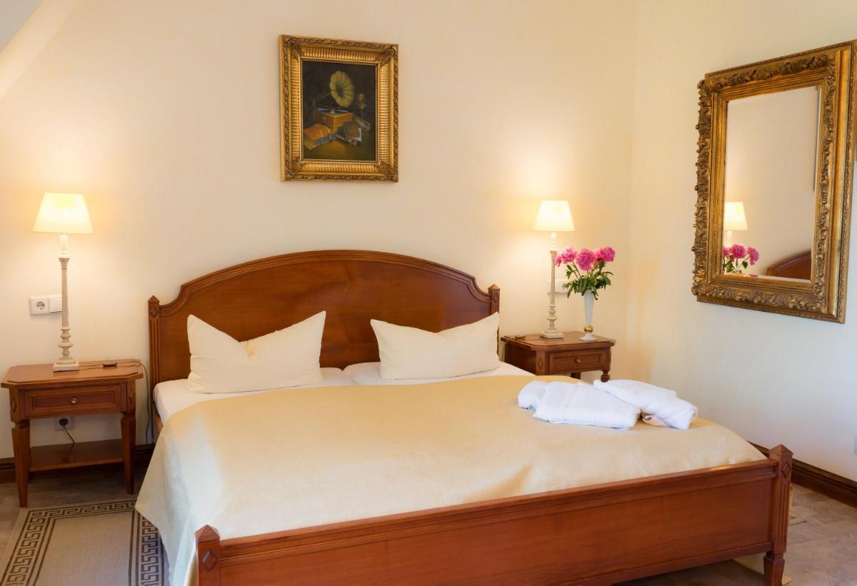 Schlosshotel zum Markgrafen - Housity