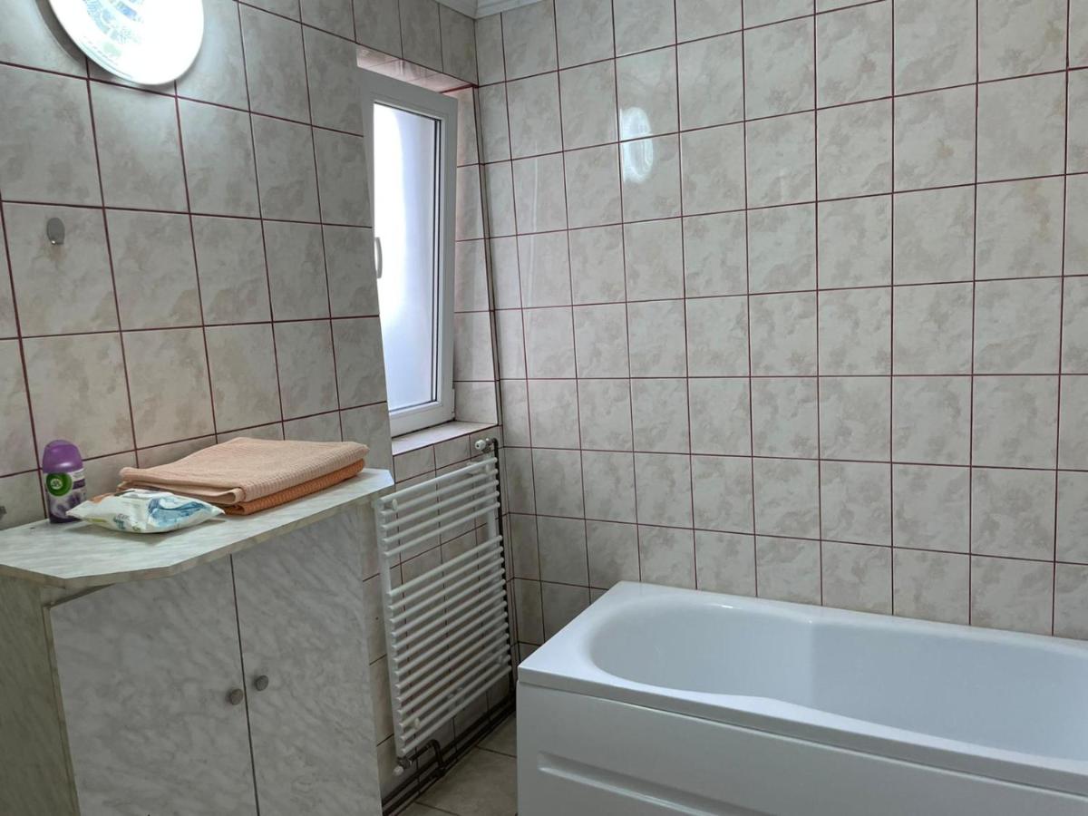 Casa Rosi - Oradea - Housity