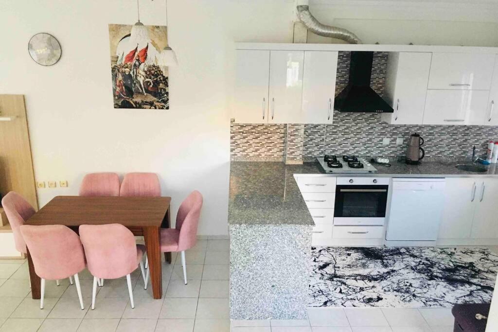 Deniz kenarında triplex villa uygun fiyat - Housity