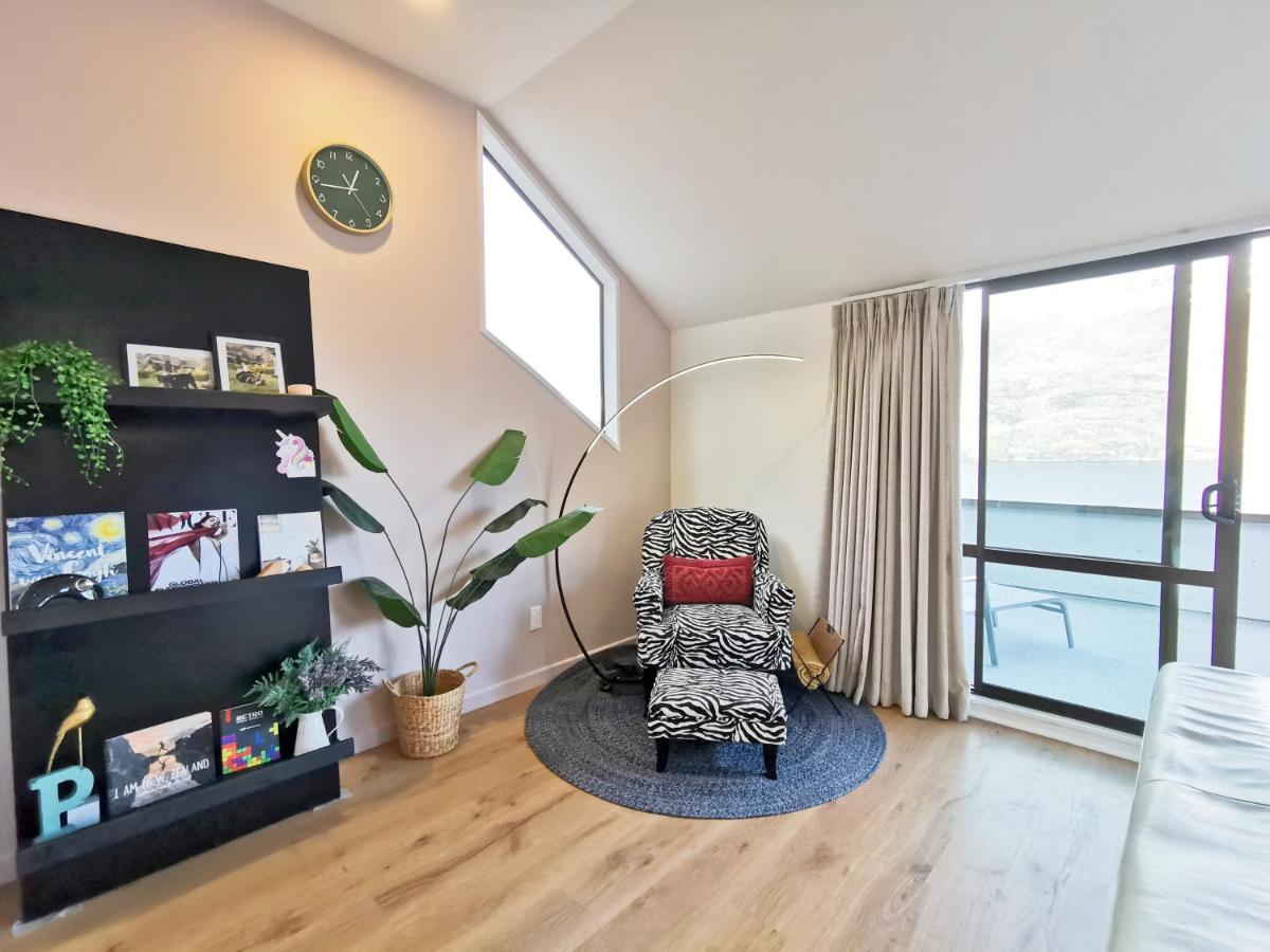 Queenstown Lakeview Holiday Home-5mins to town - Housity