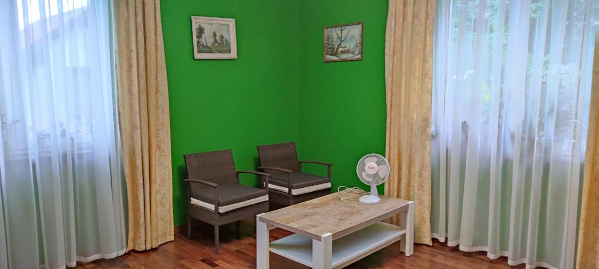 Dom na Kaszubach nad Jeziorem Gowidlińskim - całoroczny - Housity