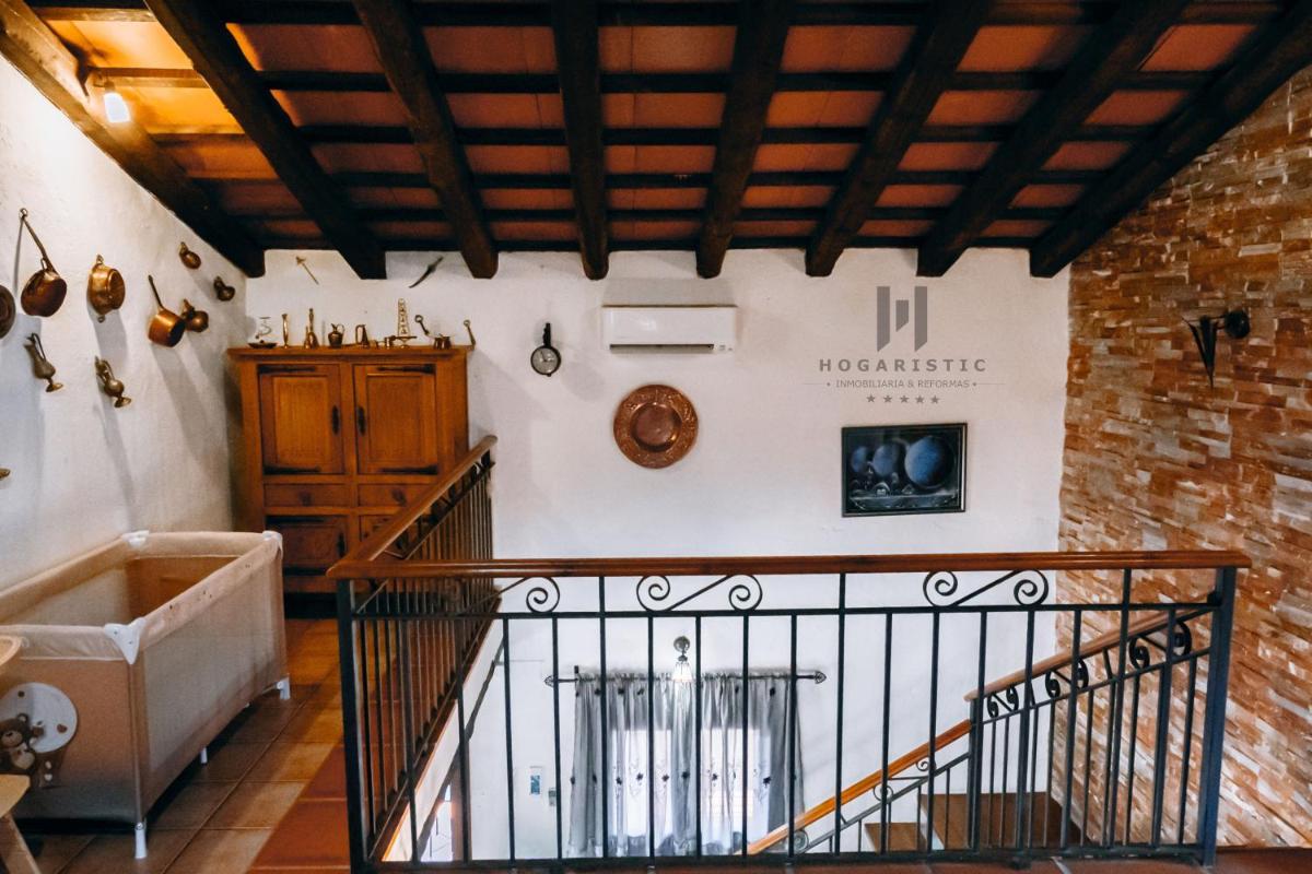 Jordi & Pilar's House - Housity