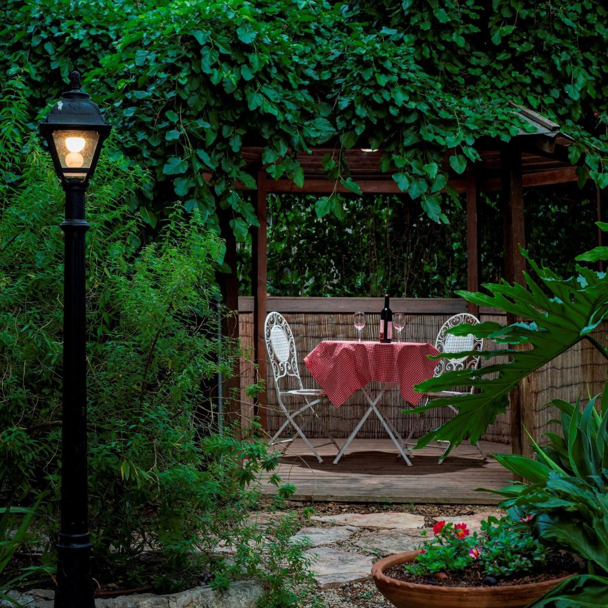 Zimmer & Spa Kesem Hamaga - Housity