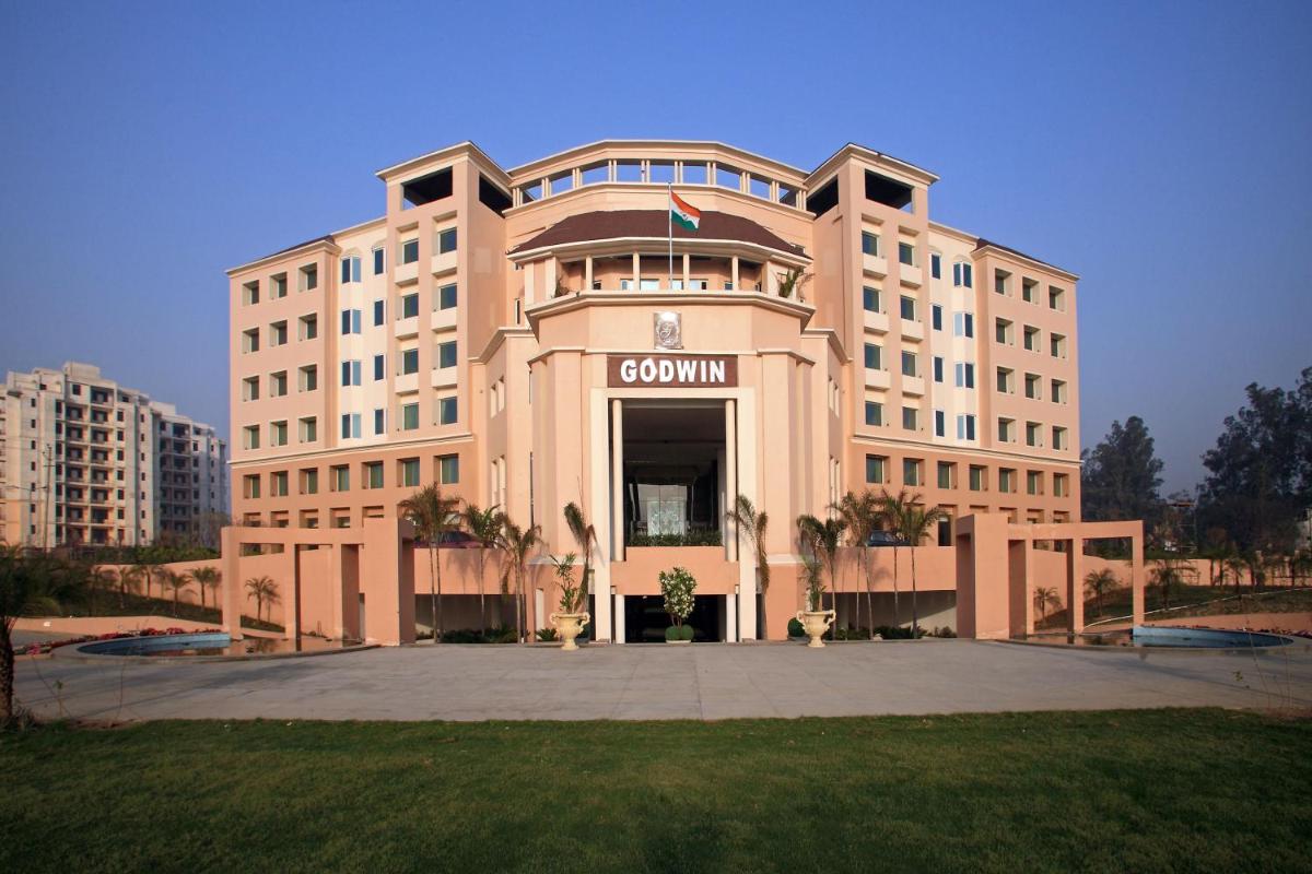 Suitetrails - GODWIN HOTEL MEERUT