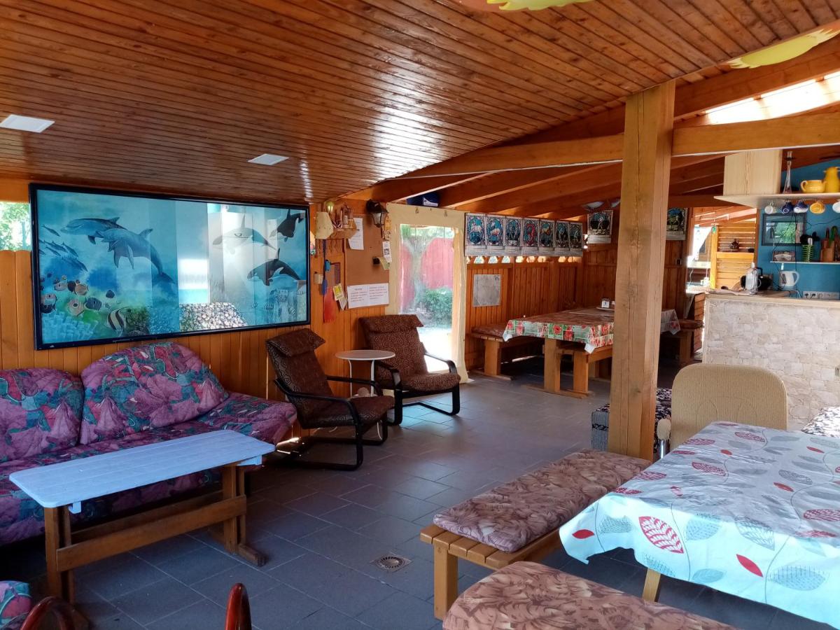 Penzion Slunce nad Vinným Sklepem - Housity