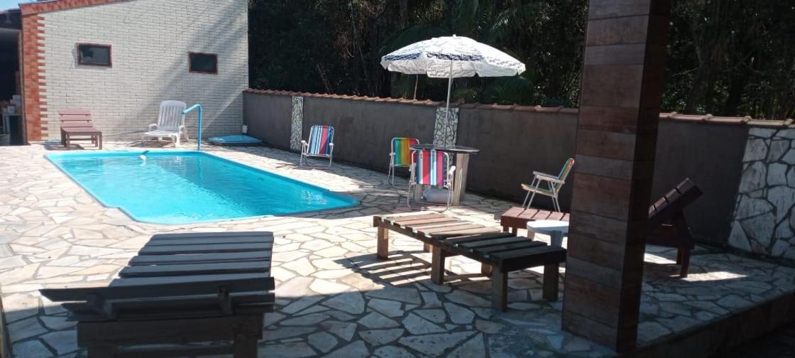 Recanto Pousada JU&JU Chalé com PISCINA COMPARTILHADA - Housity