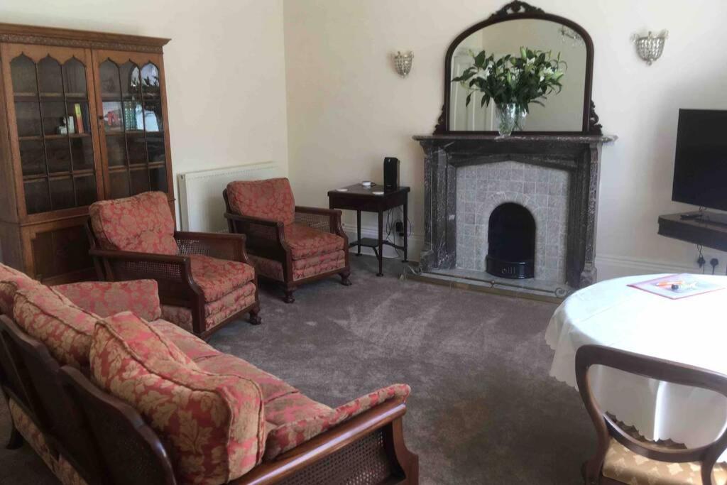 Entire Maisonette Torquay Newly Renovated - Housity