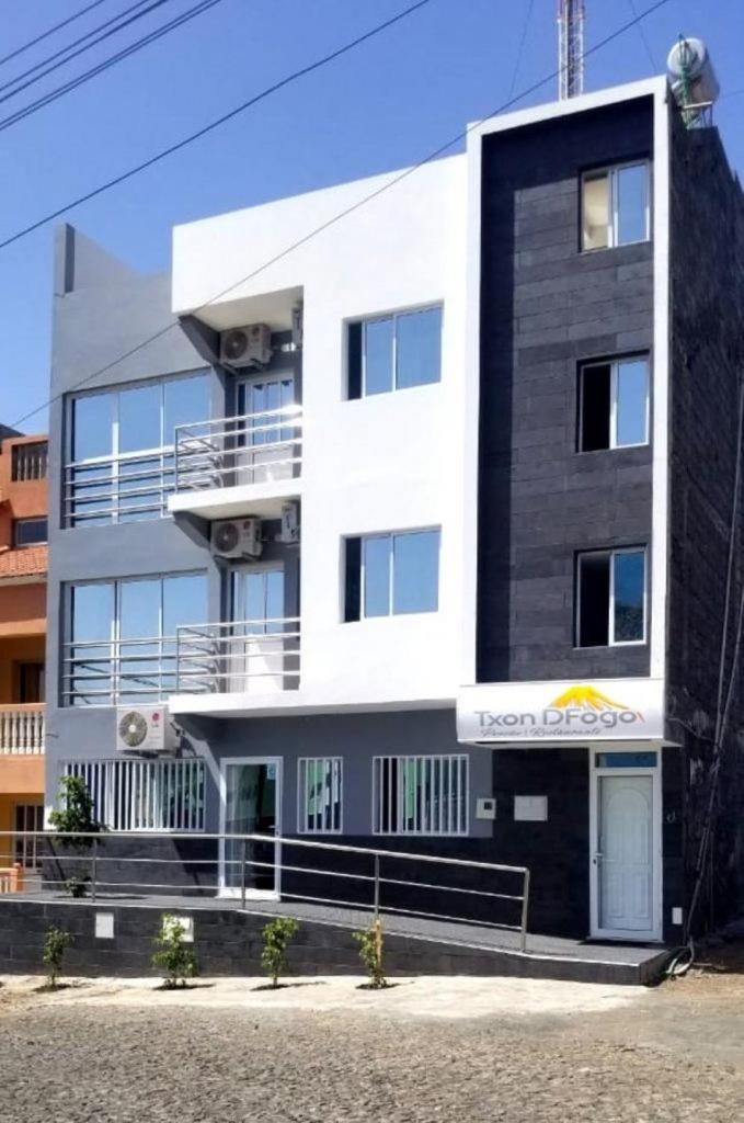 Txon DFogo Pensão Restaurante - Housity