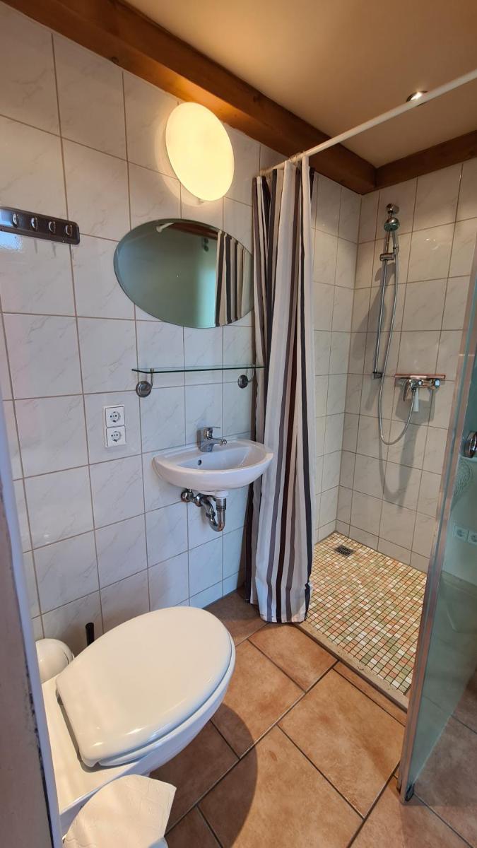 Ferien- und Erlebnishof Liepe - Housity