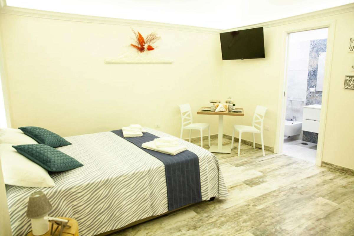 Plebiscito House - Casa Vacanze Napoli - Housity