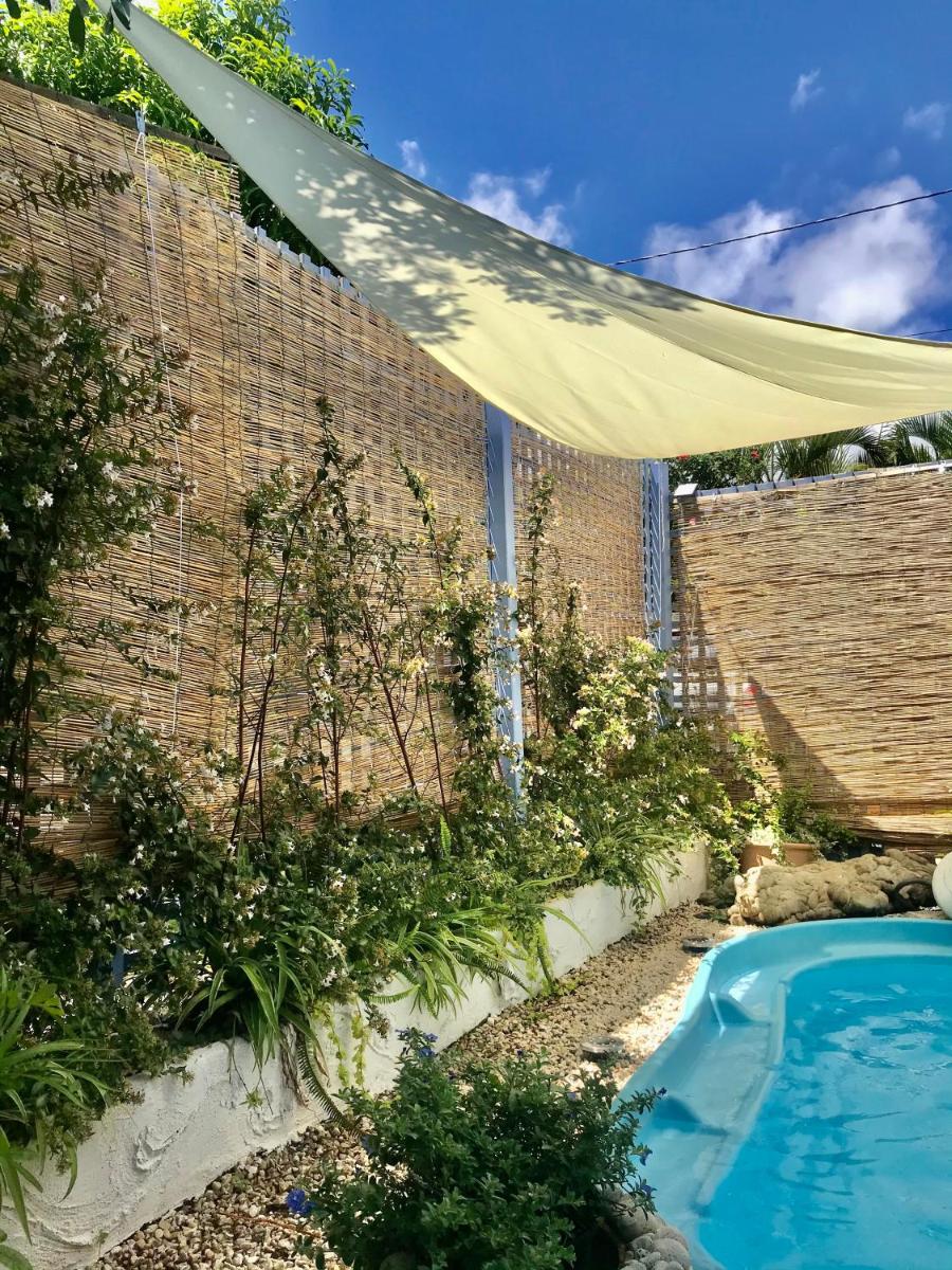 La Porte Bleue : Guest house Cosy & Jaccuzi - Housity