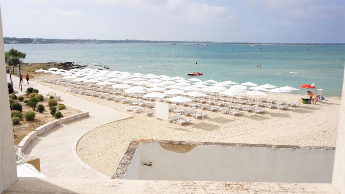 Hotel Riva Del Sole - Housity
