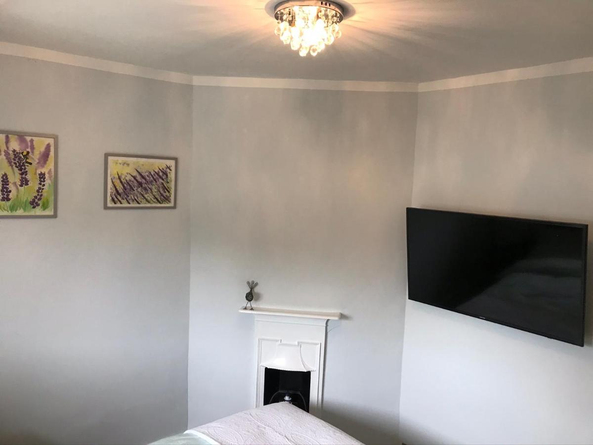 Cosy double room in a seaside cottage - Housity