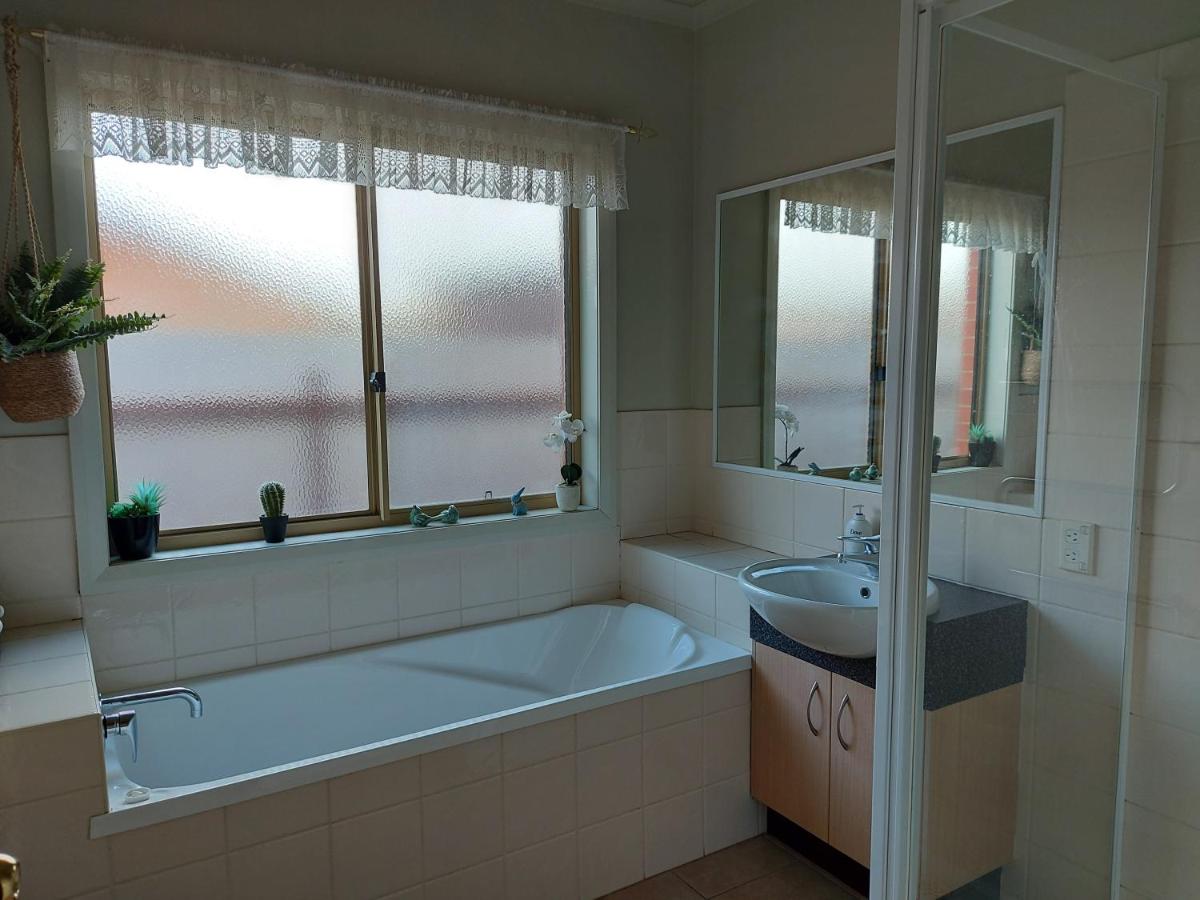 Annesley Central - Housity