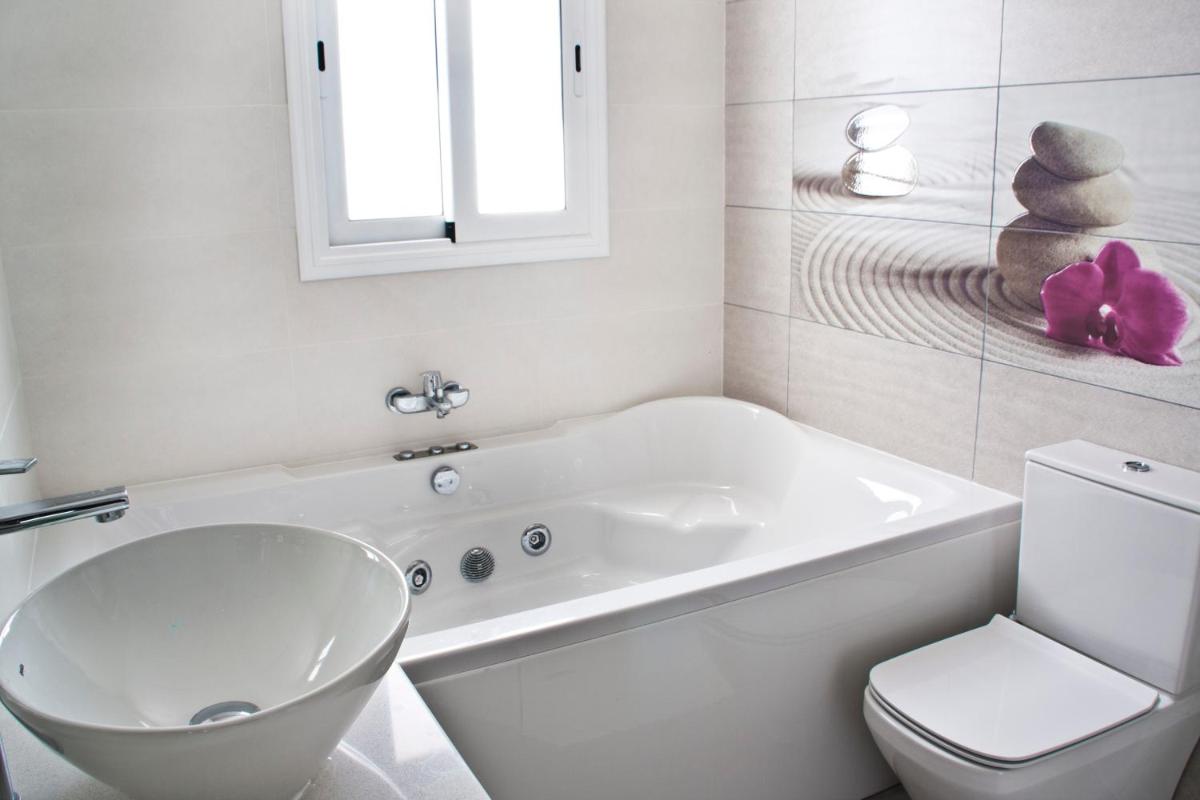 Un baño de Hotel Europa Splash & Spa