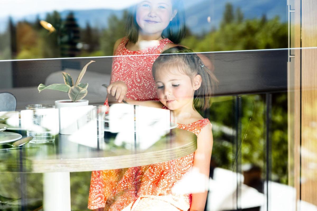 Clientes alojados en Oroel Hotel & SPA