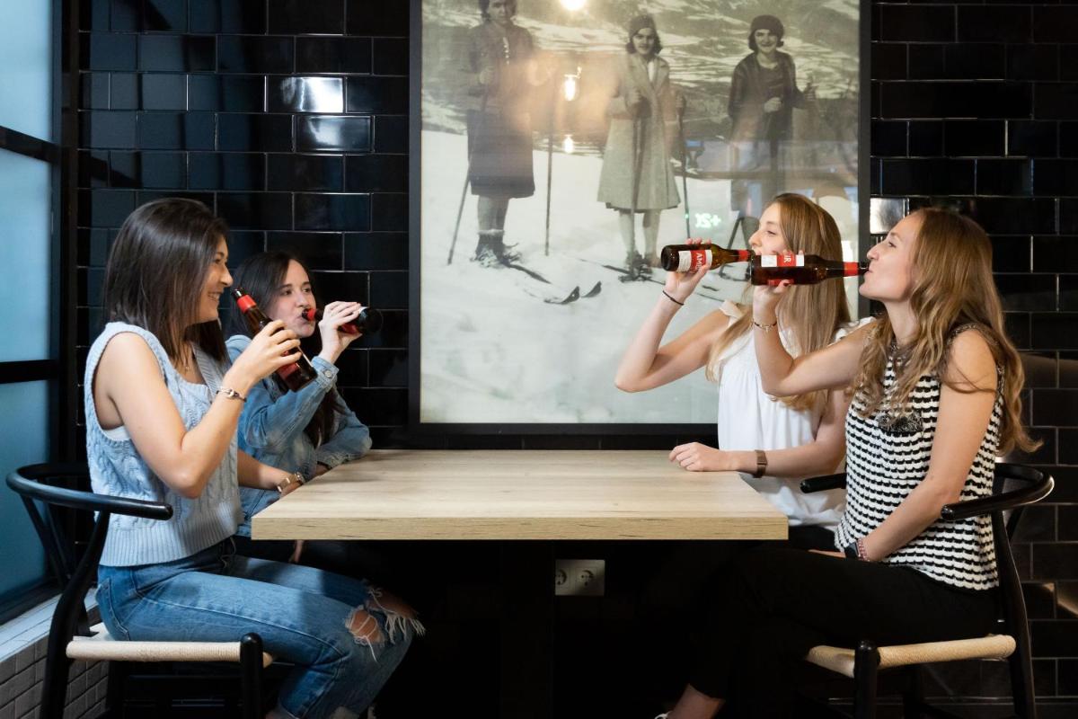 Bebidas en Oroel Hotel & SPA