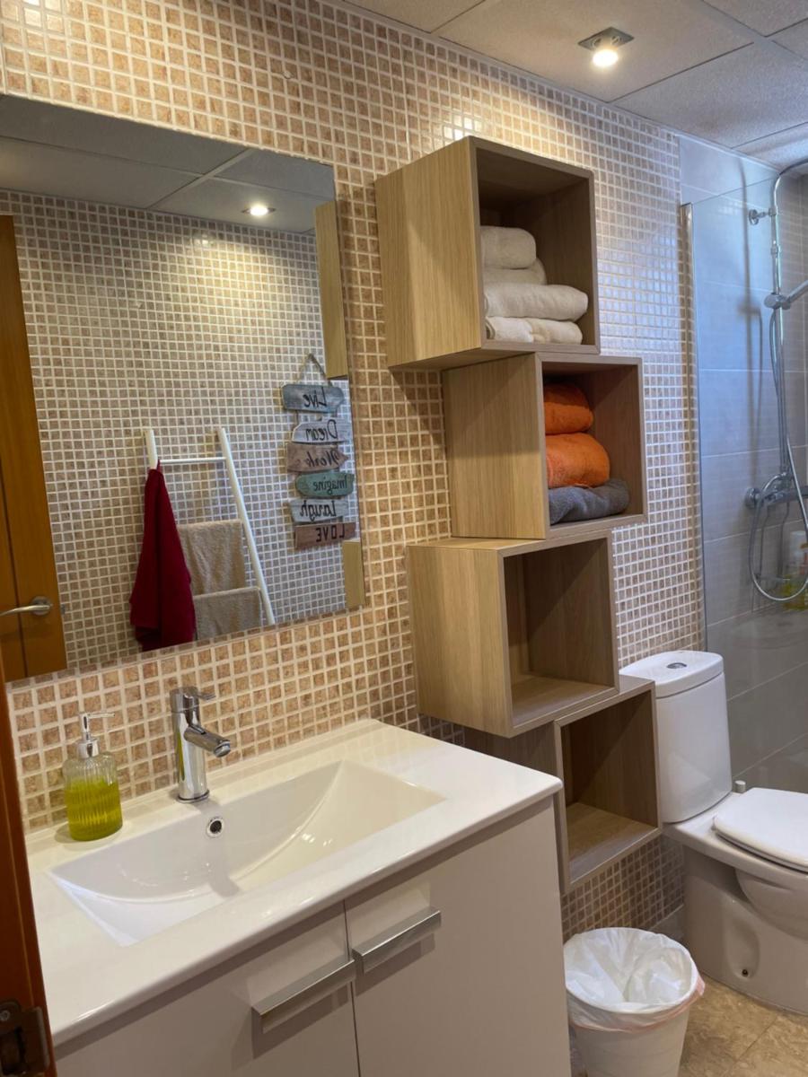 Impresionante ático duplex con 65m. De terraza con barbacoa para 10 personas - Housity