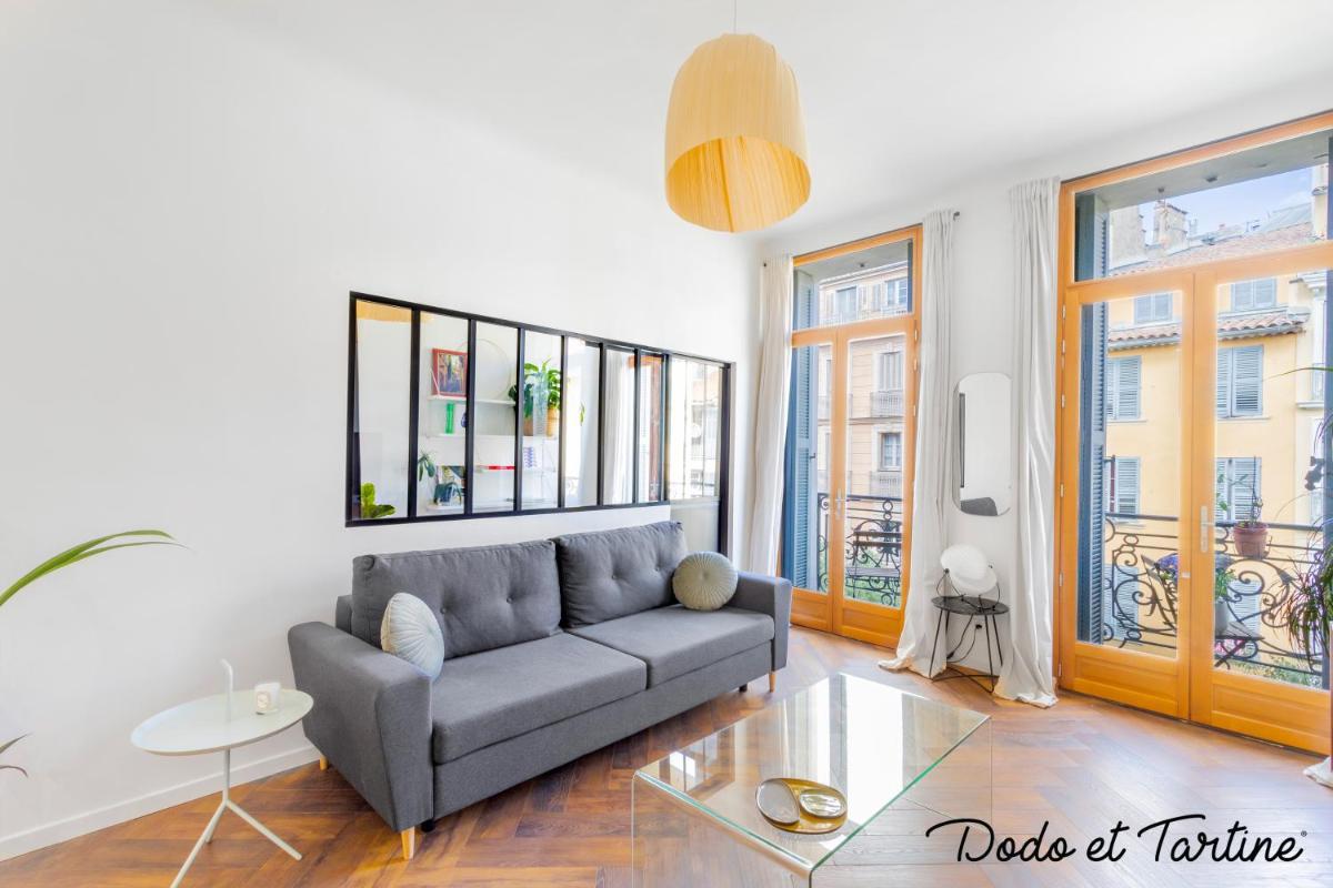 Suitetrails - Magnificent 2 bedroom downtown with AC - Dodo et Tartine