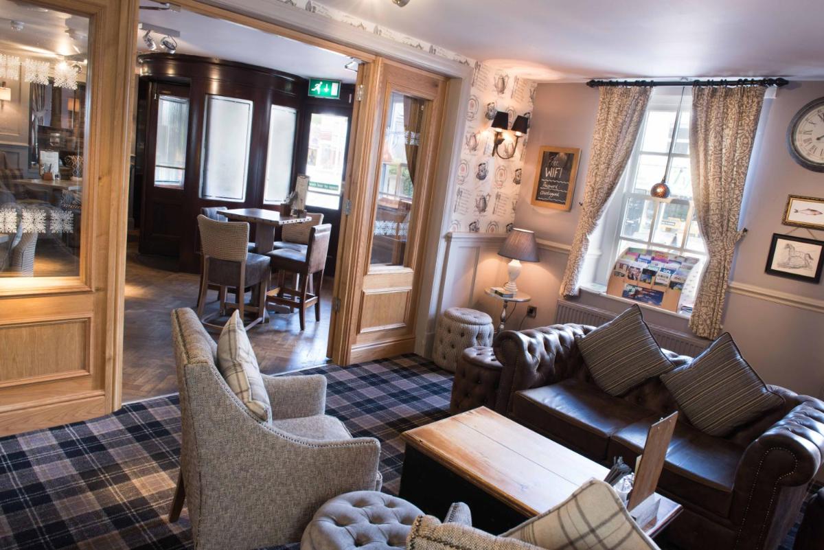 The County Hotel - Housity