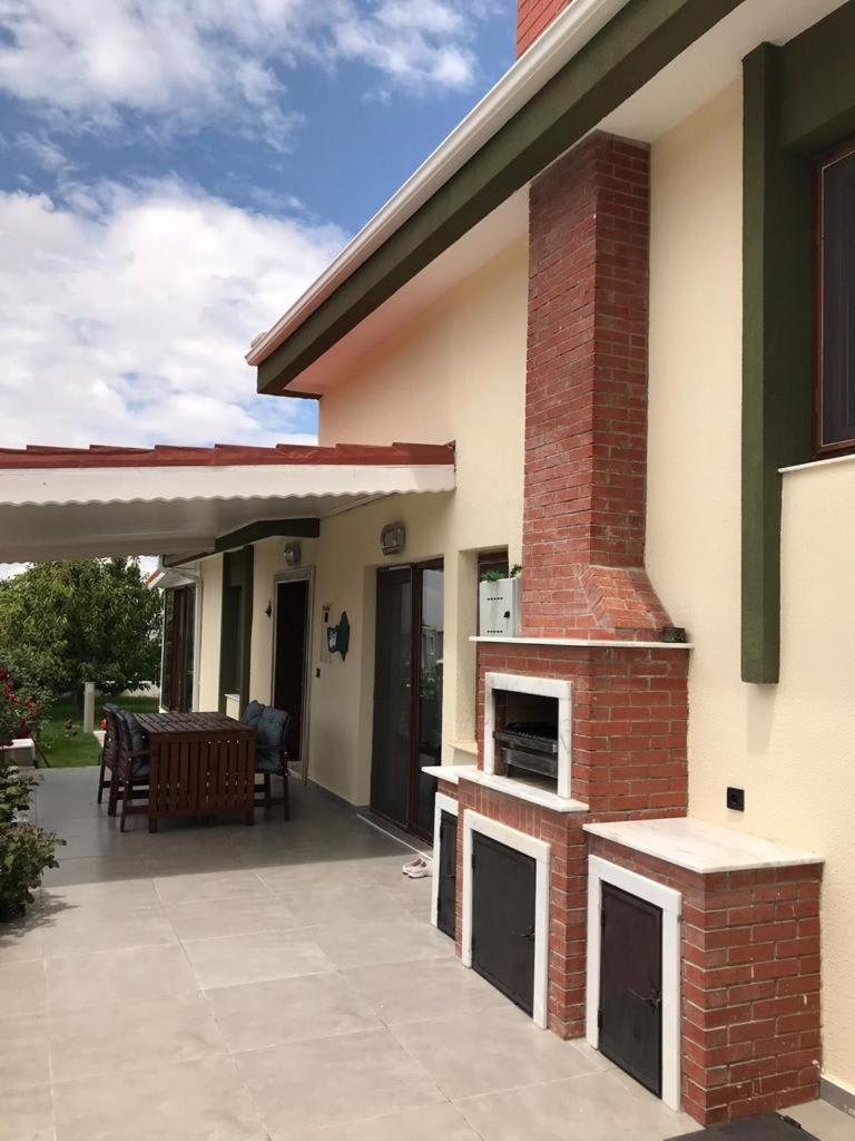 Capacious Villa Surrounded by Peaceful Nature in Ankara - Housity