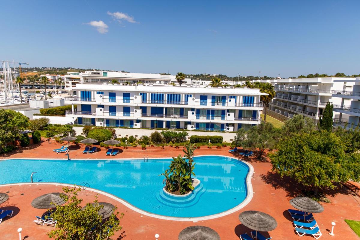 Marina Club Lagos Resort - Housity