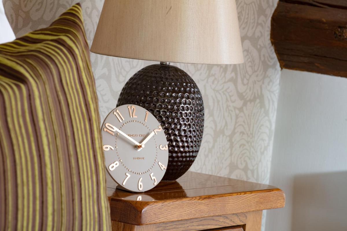 Broom Hall Inn - Housity