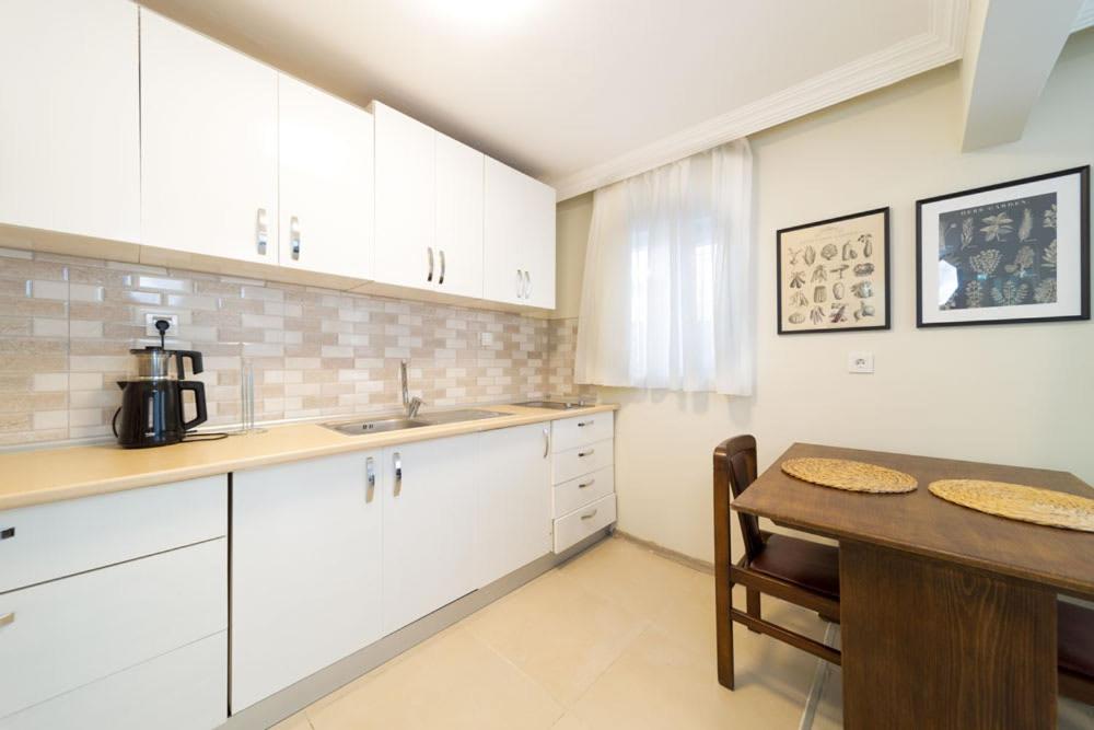 Apartment near - Housity