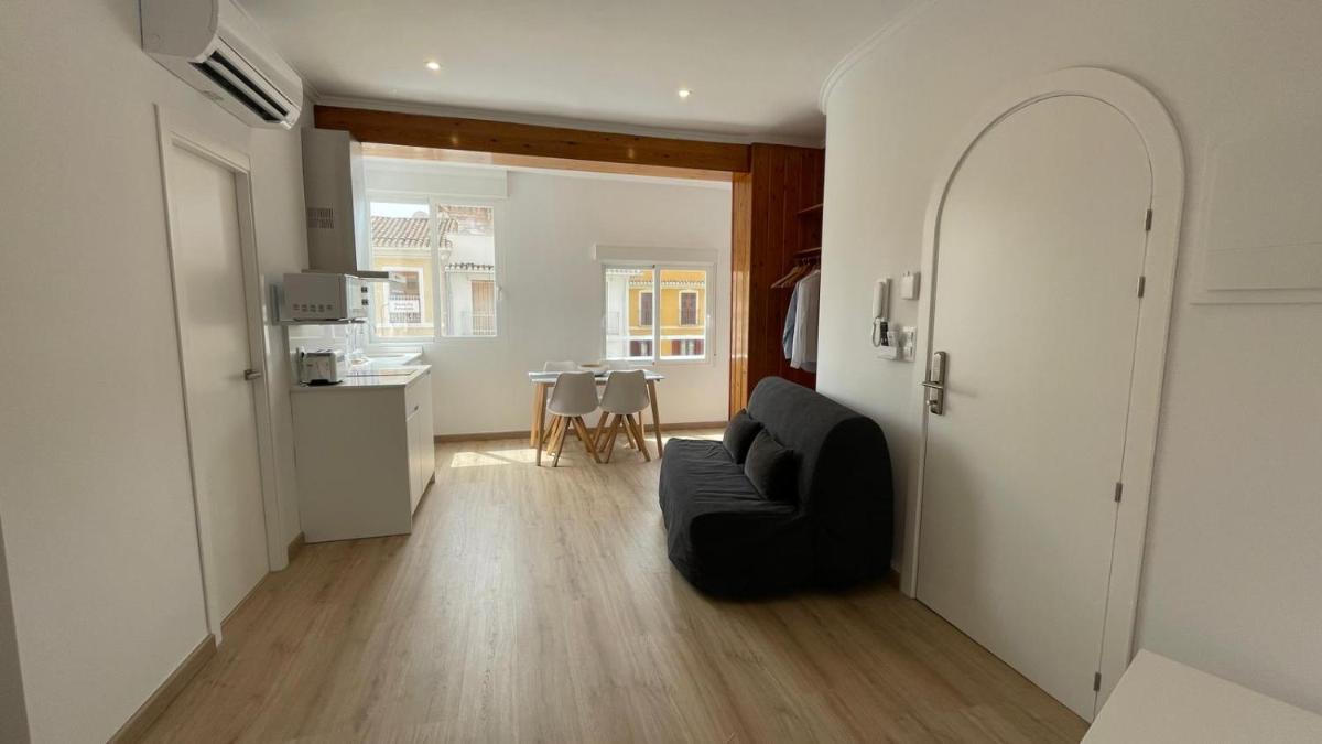 Mi Villa Apartamentos Dénia Centro - Housity