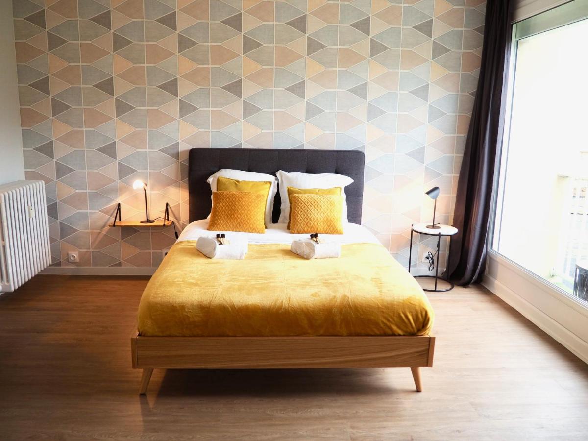 Pluton YourHostHelper - Housity