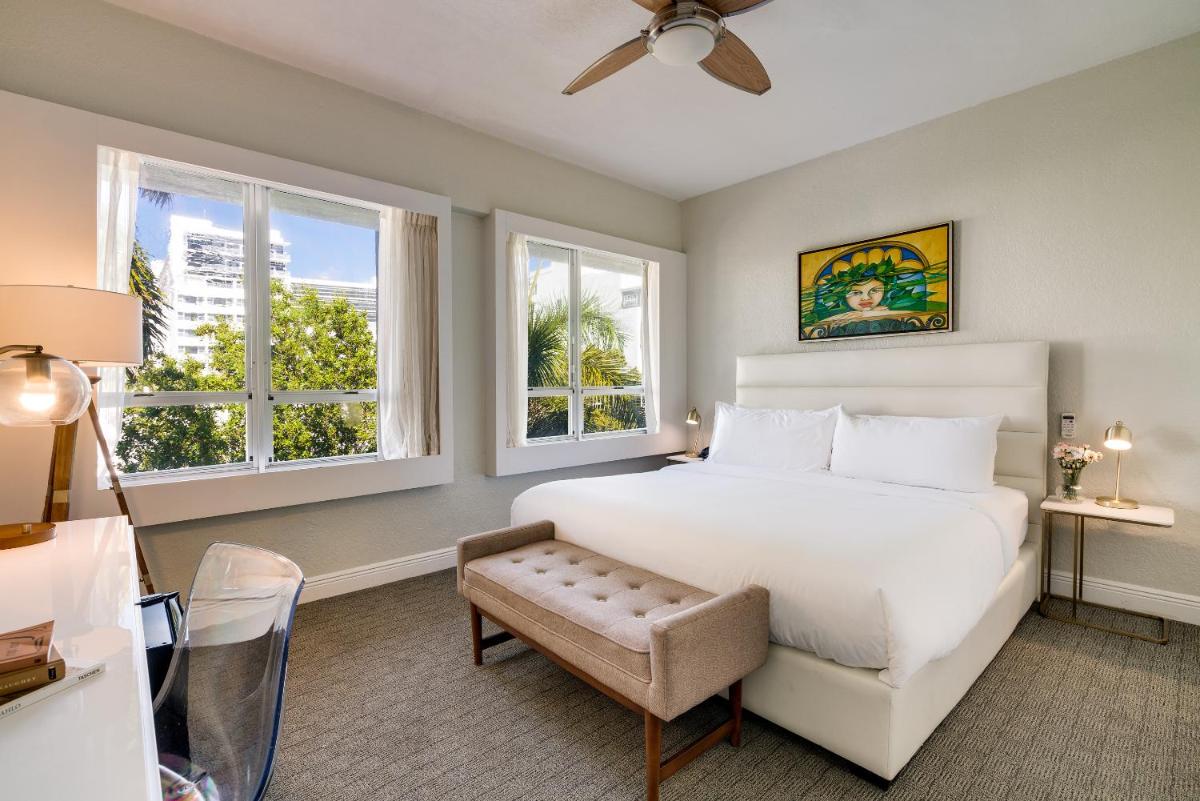 Suitetrails - Crest Hotel Suites