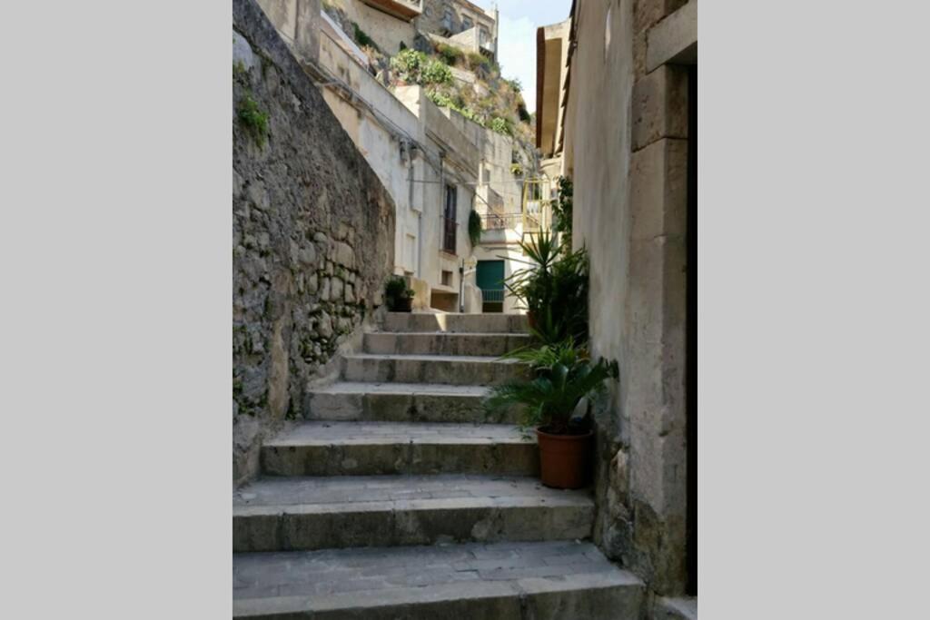 Terrazza con vista 'casa Ziicedda' - Housity