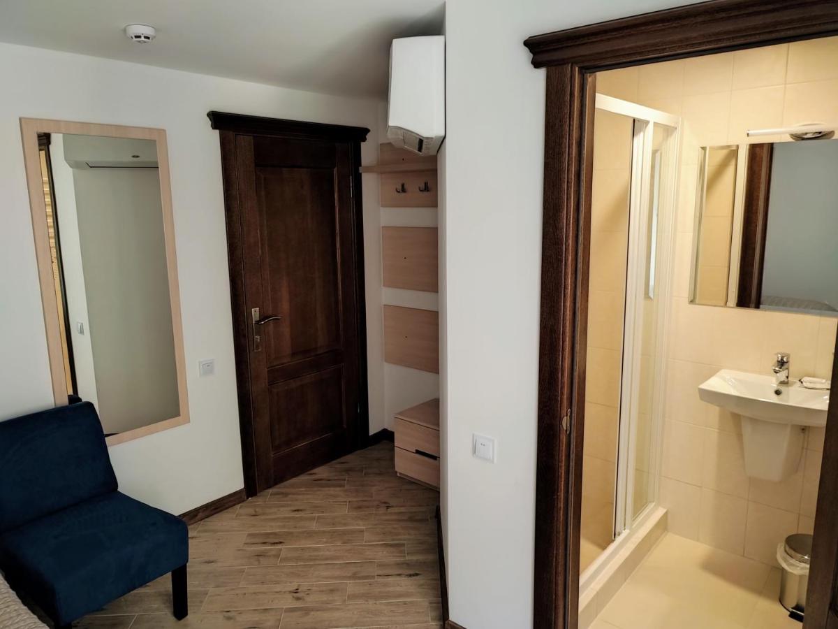 Olesja restaurant - Housity