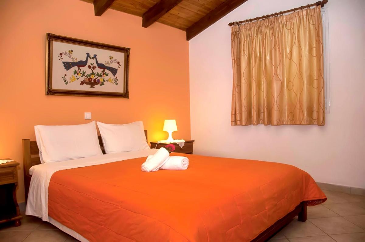 Apartments Tonia - Pelekas Beach, Corfu - Housity
