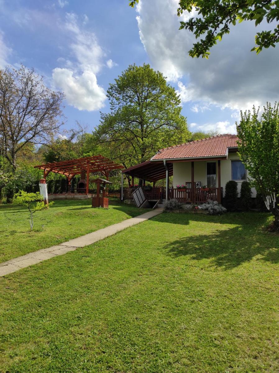 Vikendica Alibegovac - Housity